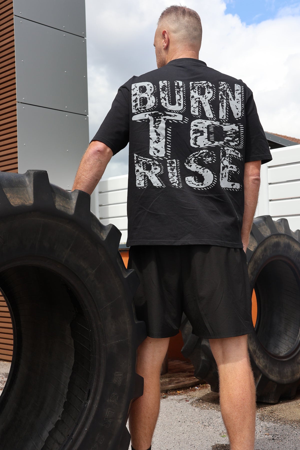 Short homme Phoenix Barbell – VULKAN